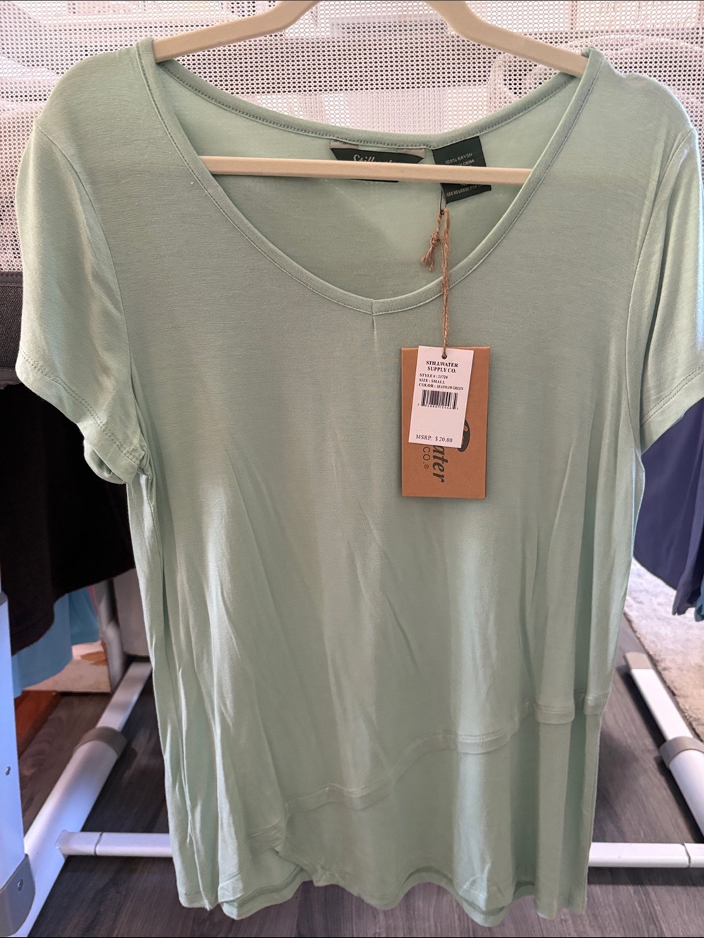 Mint V-Neck Short Sleeve Tee